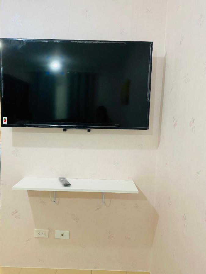 8 Spatial Condominium Davao Luaran gambar