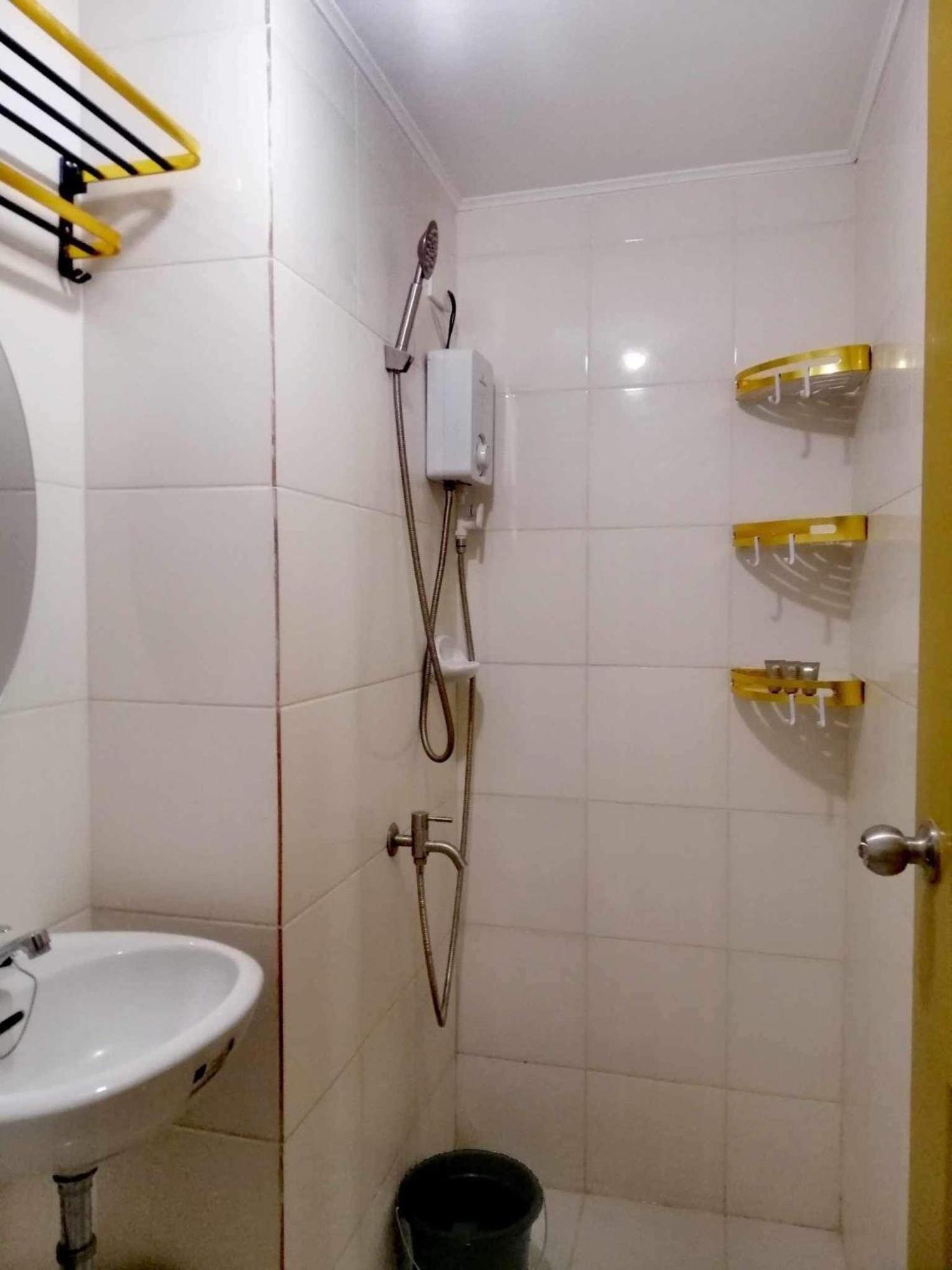 8 Spatial Condominium Davao Luaran gambar