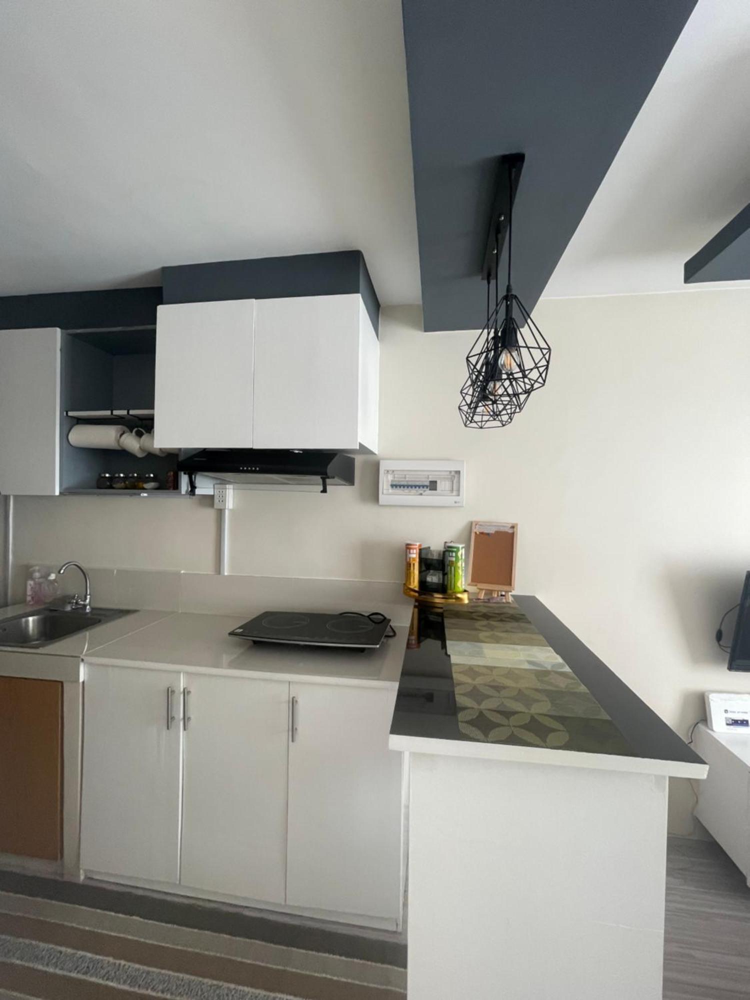 8 Spatial Condominium Davao Luaran gambar